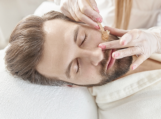 Haarentfernung-Gesichtsbehandlungen-für-Herren-Waxing -Sugaring